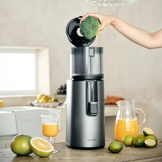 JUICE EXTRACTOR TITANIUM GREY